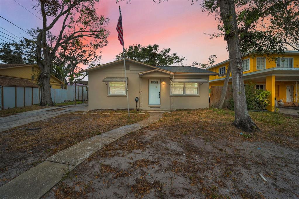 306 S HIGHLAND AVENUE