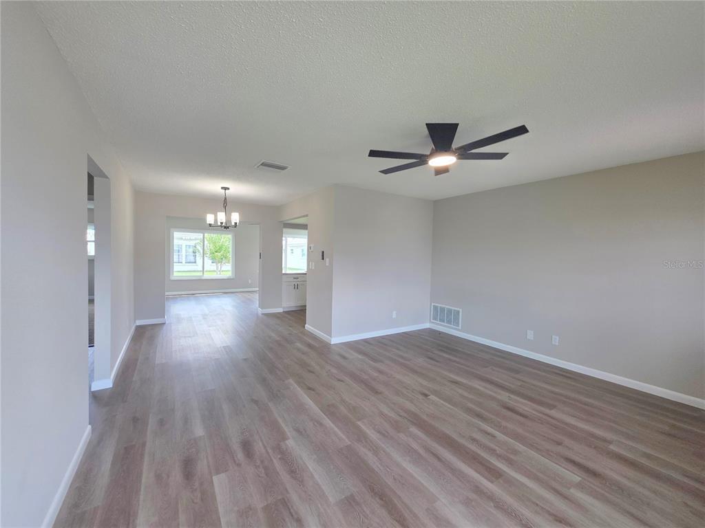 4510 99TH AVENUE N, PINELLAS PARK, FL — photo 4 of 23