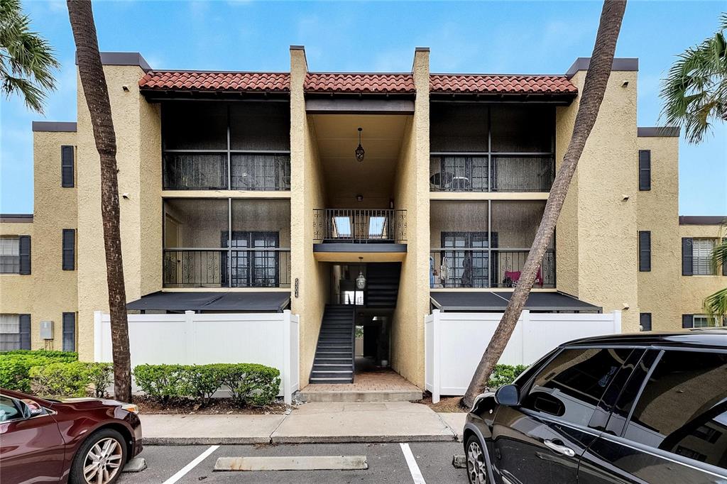 5304 W KENNEDY BOULEVARD UNIT 106