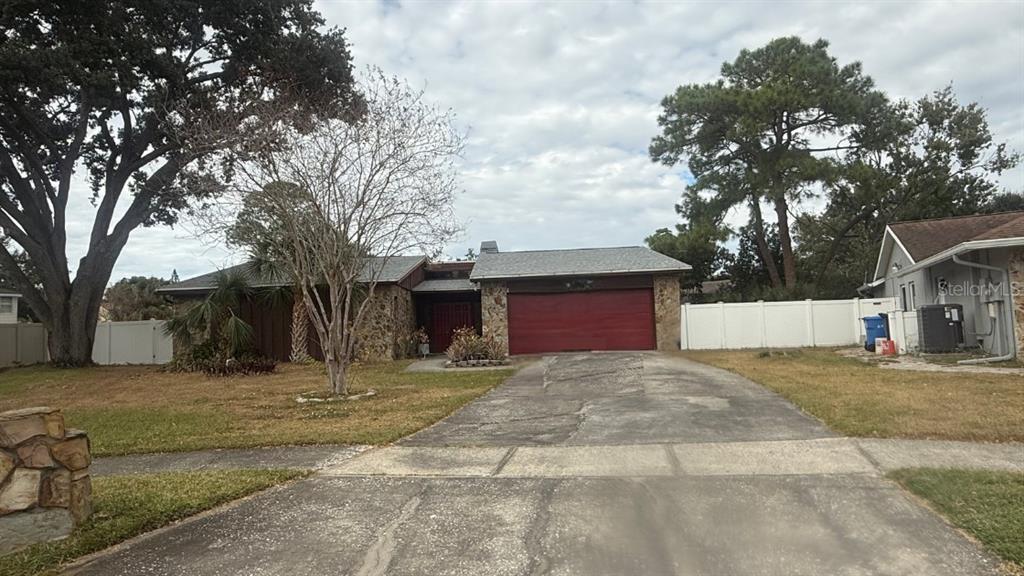 3303 EL MONTE COURT