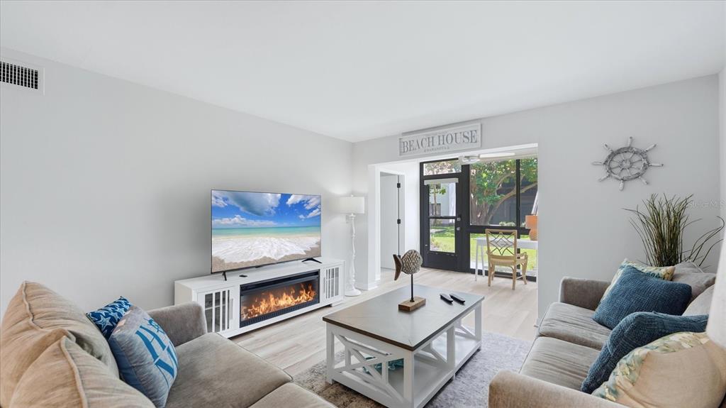 1640 STICKNEY POINT ROAD UNIT 40-101, SARASOTA, FL — photo 2 of 30