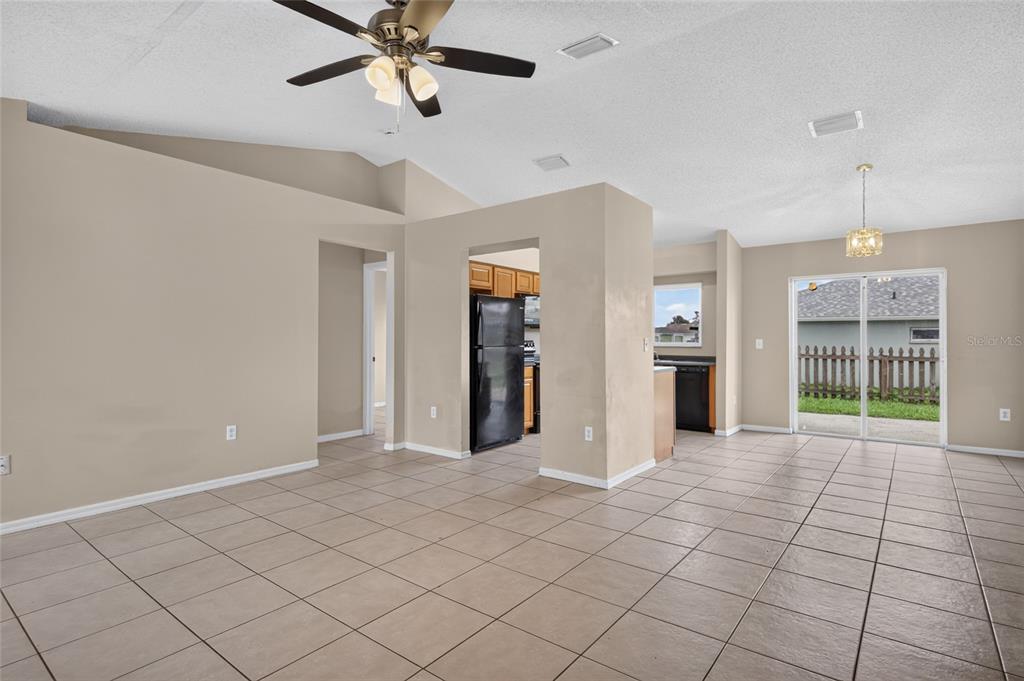 310 SHELBY BROOKE DRIVE, PLANT CITY, FL — photo 5 of 27