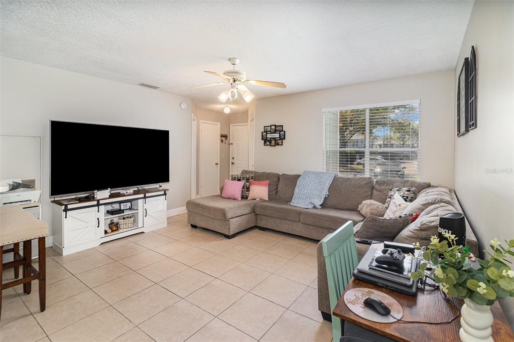 729 SECRET HARBOR LANE UNIT 105, LAKE MARY, FL — photo 5 of 31
