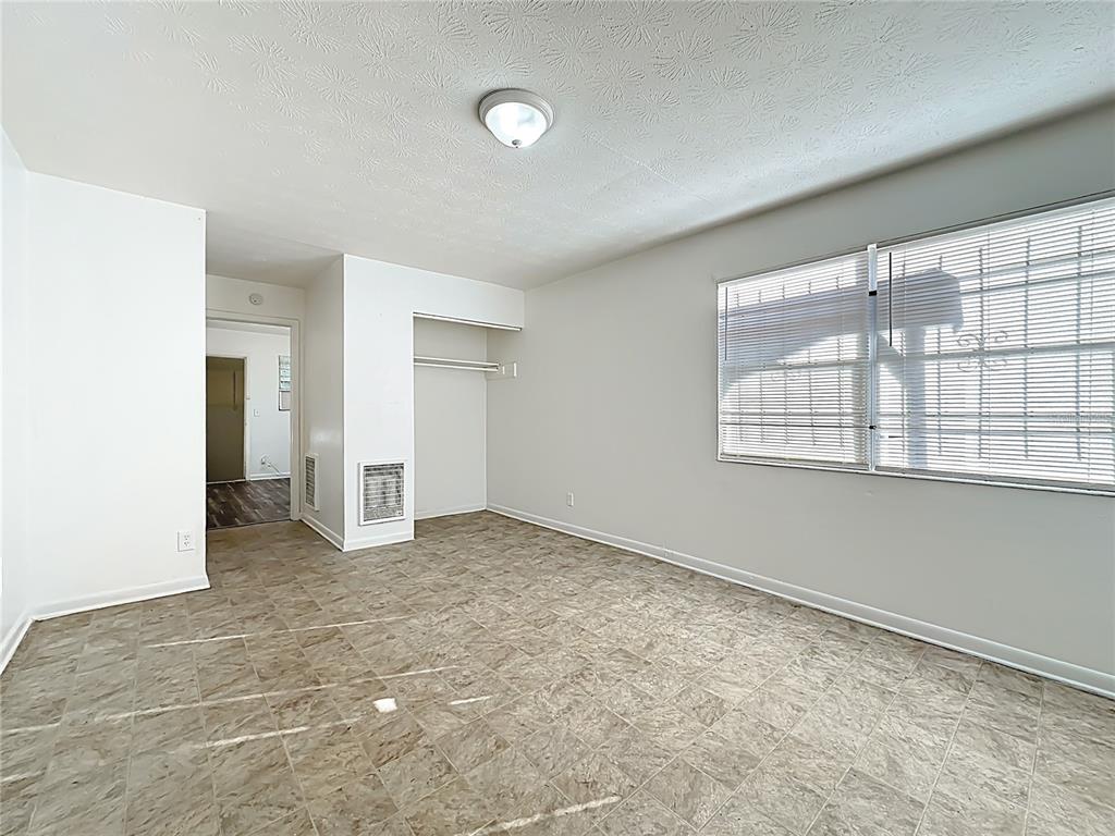 4509 KEN KNIGHT DRIVE N, JACKSONVILLE, FL — photo 4 of 29