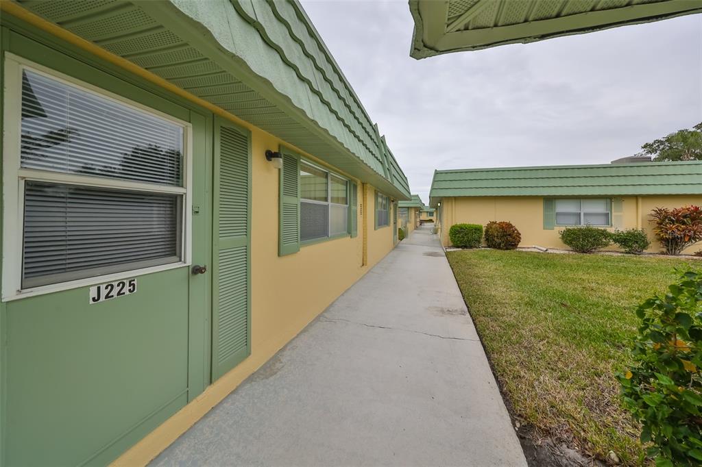 102 CAMBRIDGE TRAIL UNIT 225