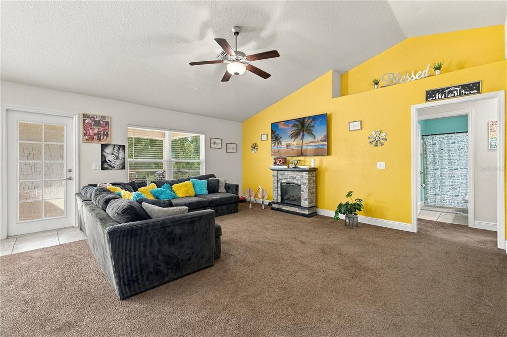 1822 YOAKUM STREET, LEHIGH ACRES, FL — photo 4 of 24