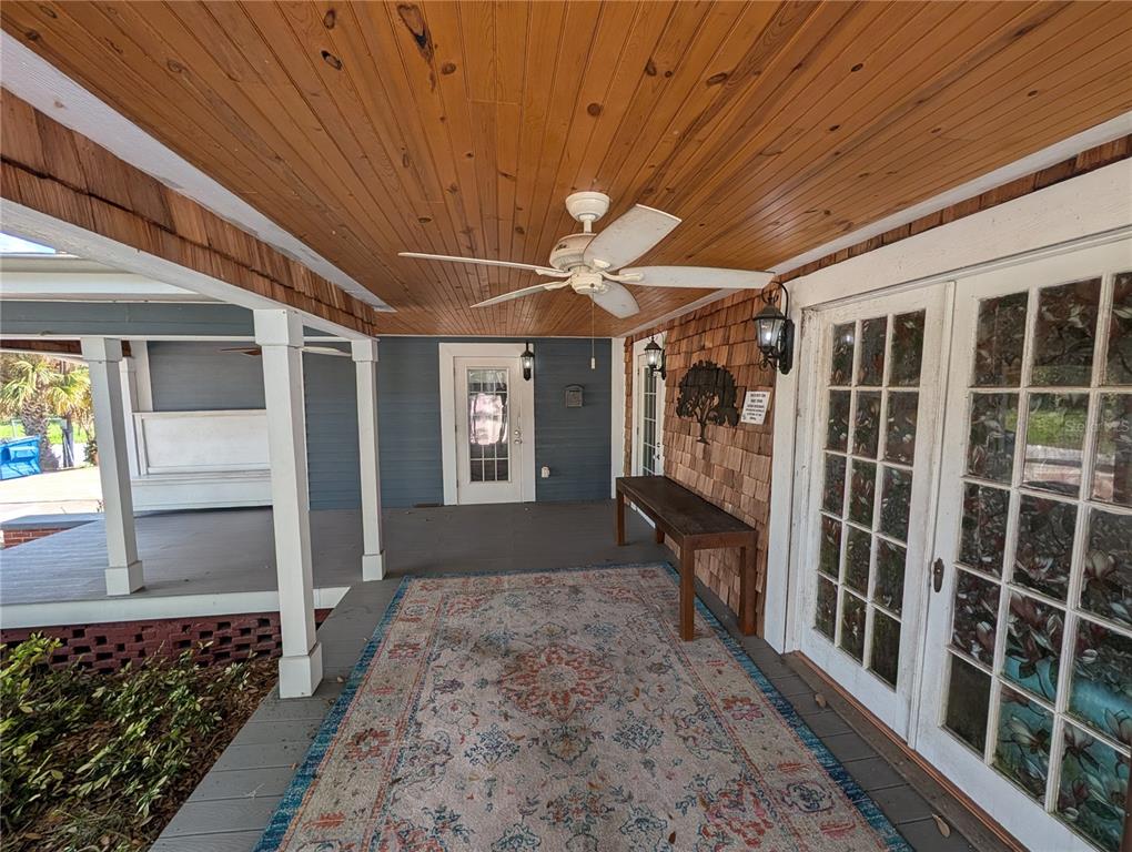 209 E BADCOCK BOULEVARD, MULBERRY, FL — photo 4 of 19