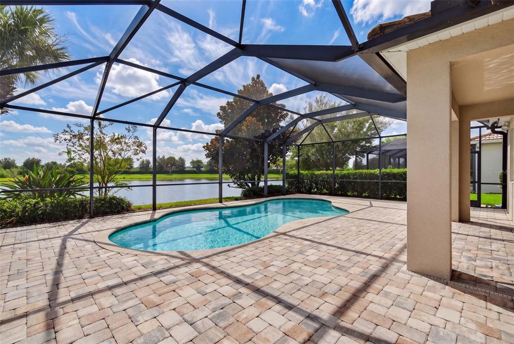 12326 BLUE HILL TRAIL, BRADENTON, FL — photo 3 of 30