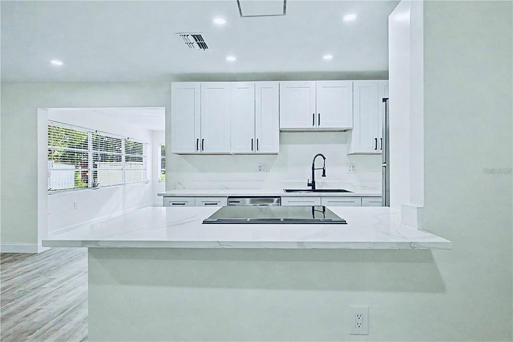 3 KANSAS STREET, BEVERLY HILLS, FL — photo 5 of 23