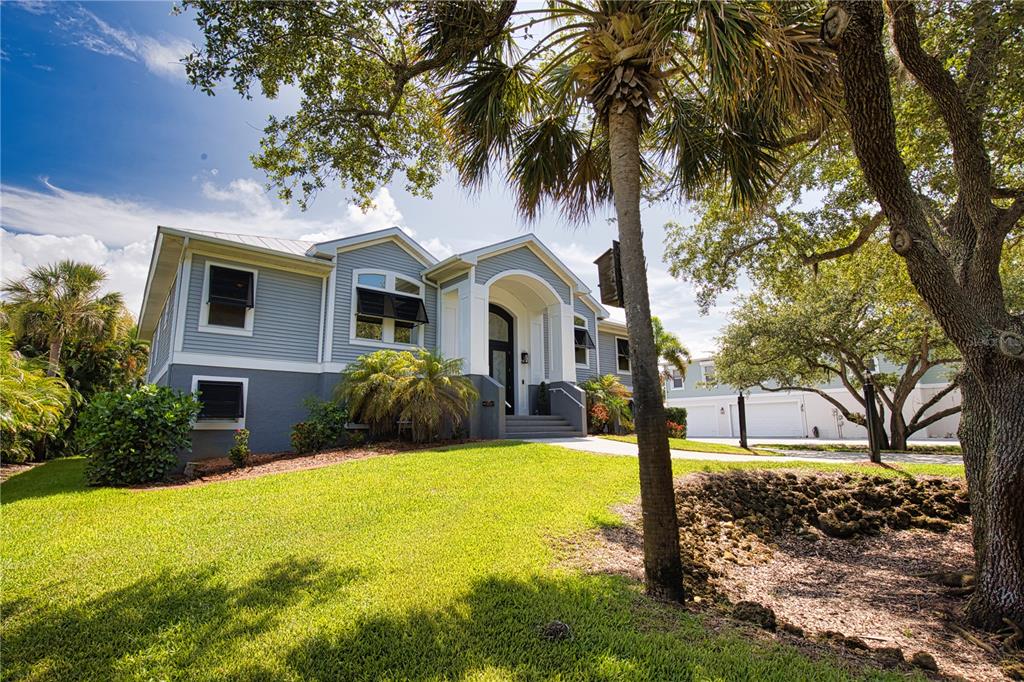 10110 CREEKSIDE DRIVE
