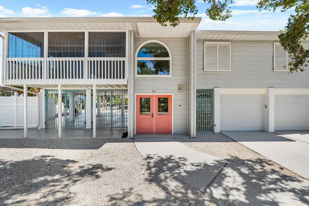 501 KEY ROYALE DRIVE