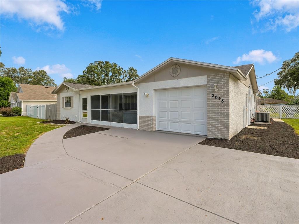 2048 WATERFALL DRIVE, SPRING HILL, FL — photo 5 of 39