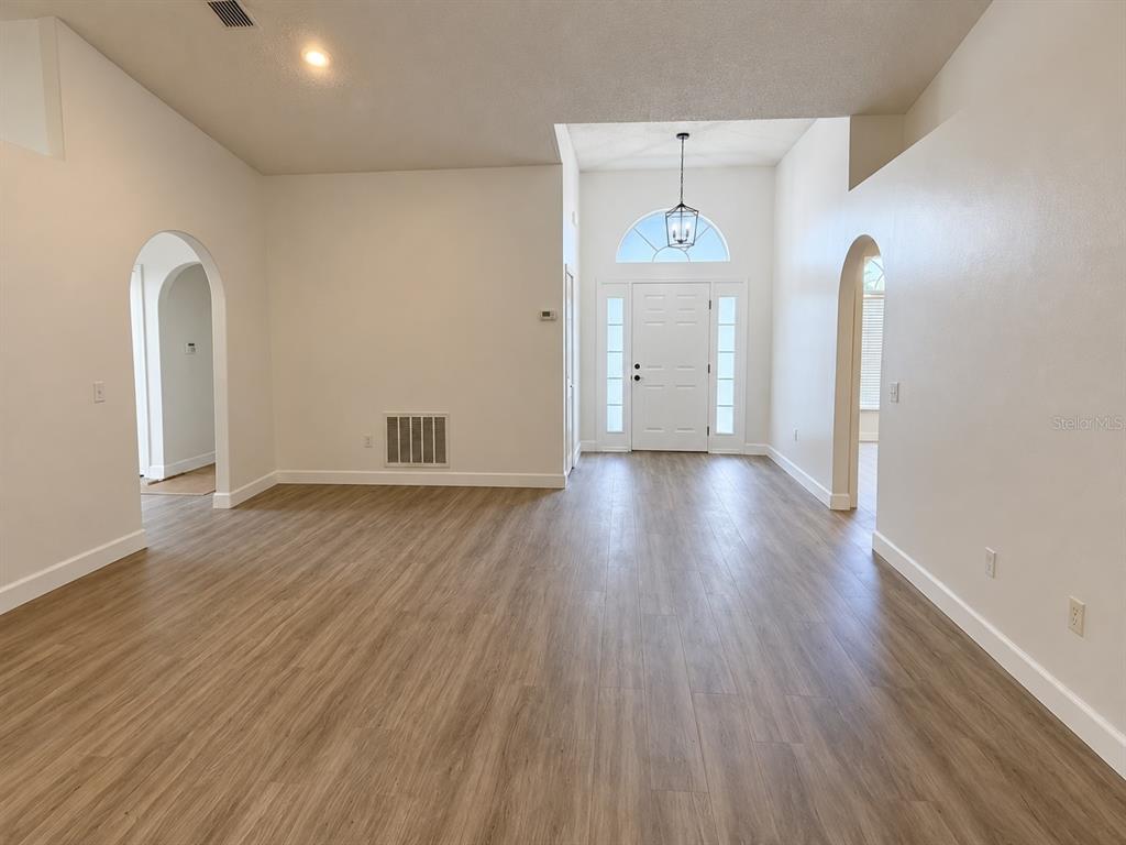 16767 CORNER LAKE DRIVE, ORLANDO, FL — photo 3 of 17