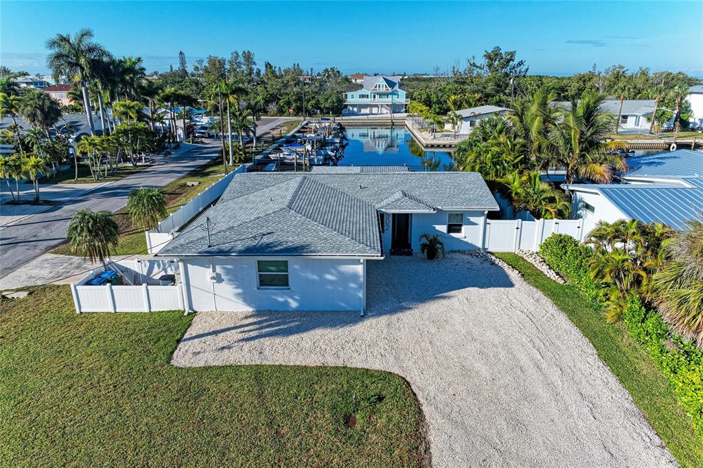 502 BAYVIEW DRIVE