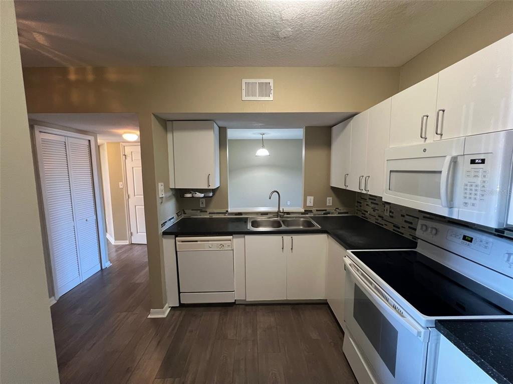 516 VILLA DEL SOL CIRCLE UNIT 103, ORLANDO, FL — photo 5 of 22
