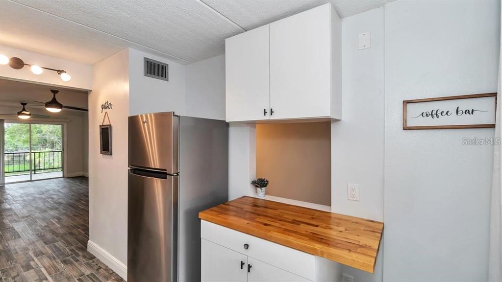 4435 1ST STREET NE UNIT 308, ST PETERSBURG, FL — photo 5 of 16