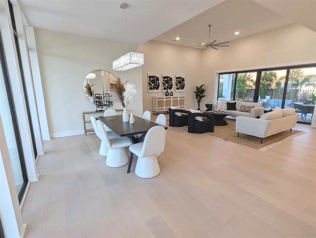 2110 MICHELE DRIVE, SARASOTA, FL — photo 4 of 30