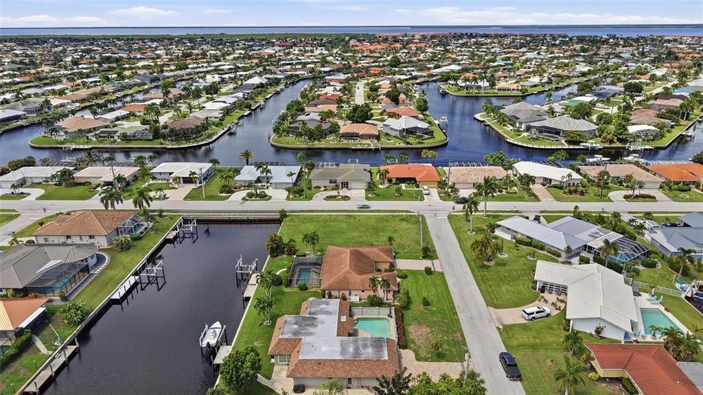 1661 VIA DOLCE VITA, PUNTA GORDA, FL — photo 4 of 5