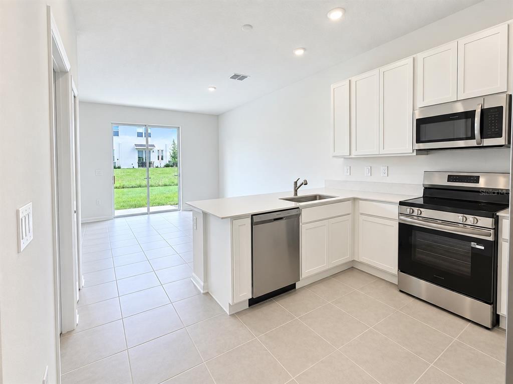 6049 ZEN WAY, CLERMONT, FL — photo 4 of 21