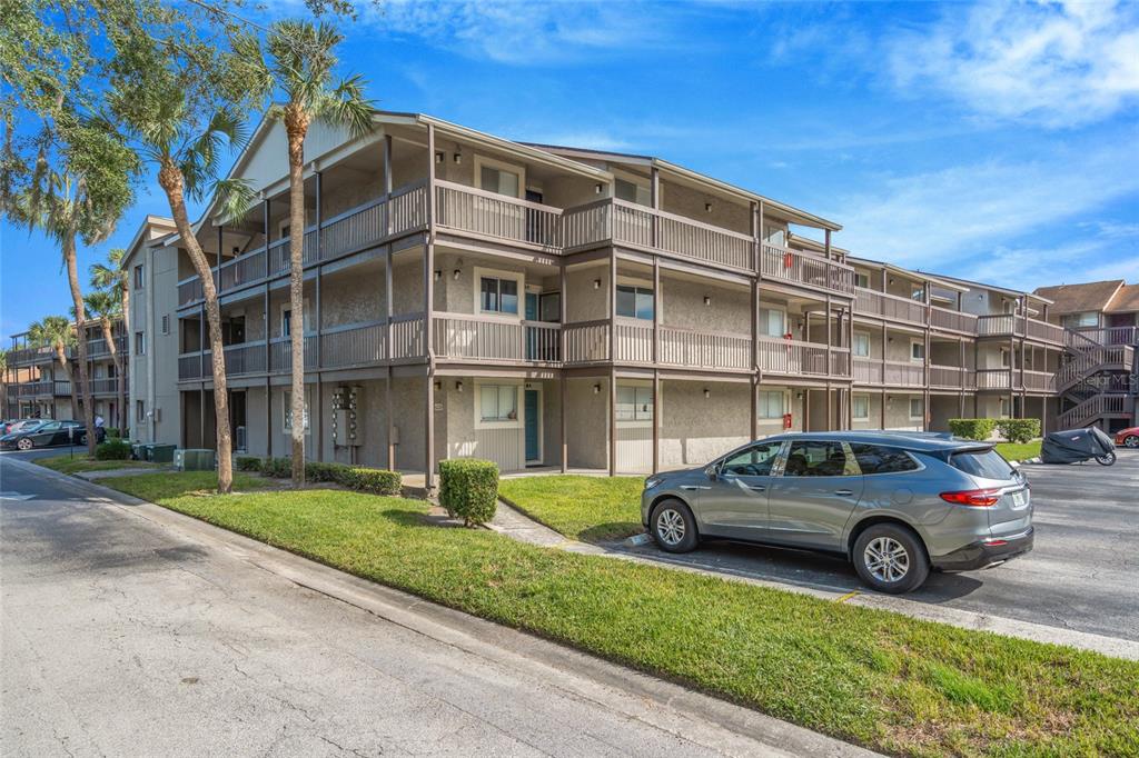 6308 NEWTOWN CIRCLE UNIT 8C1