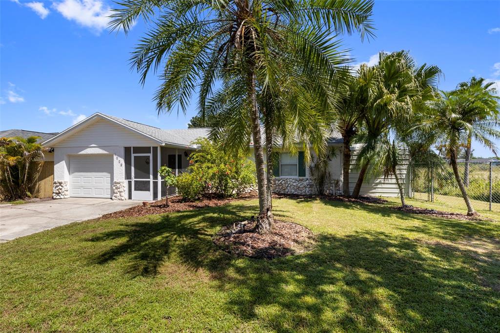 1002 WATERVIEW POINT