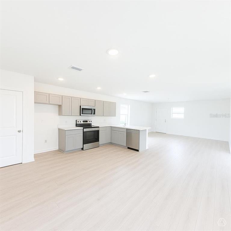 11422 LAKE LOUISA TERRACE, SARASOTA, FL — photo 4 of 15