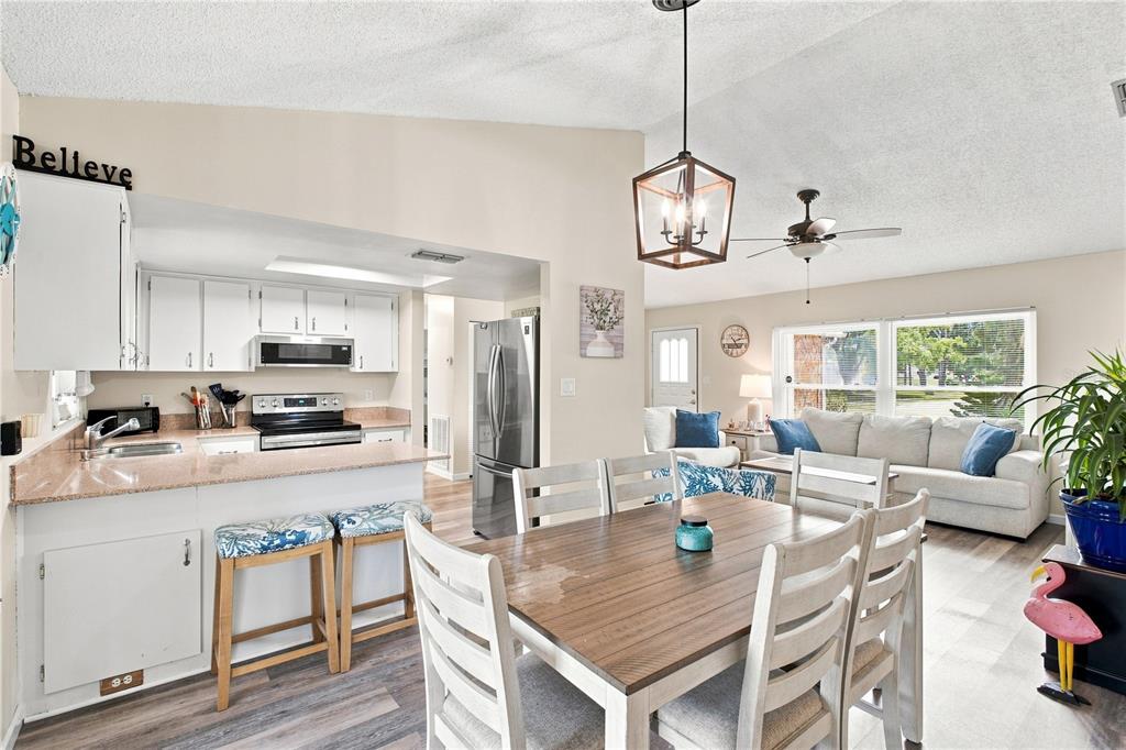 7301 BRAMBLEWOOD DRIVE, PORT RICHEY, FL — photo 5 of 30