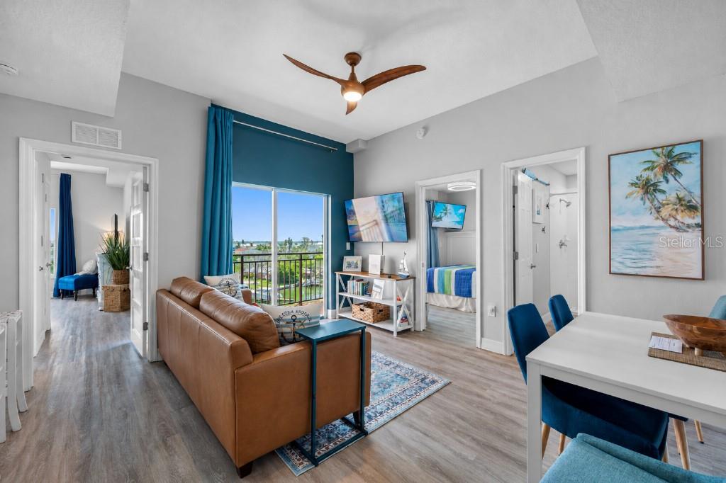 13235 GULF BOULEVARD UNIT 502, MADEIRA BEACH, FL — photo 2 of 27