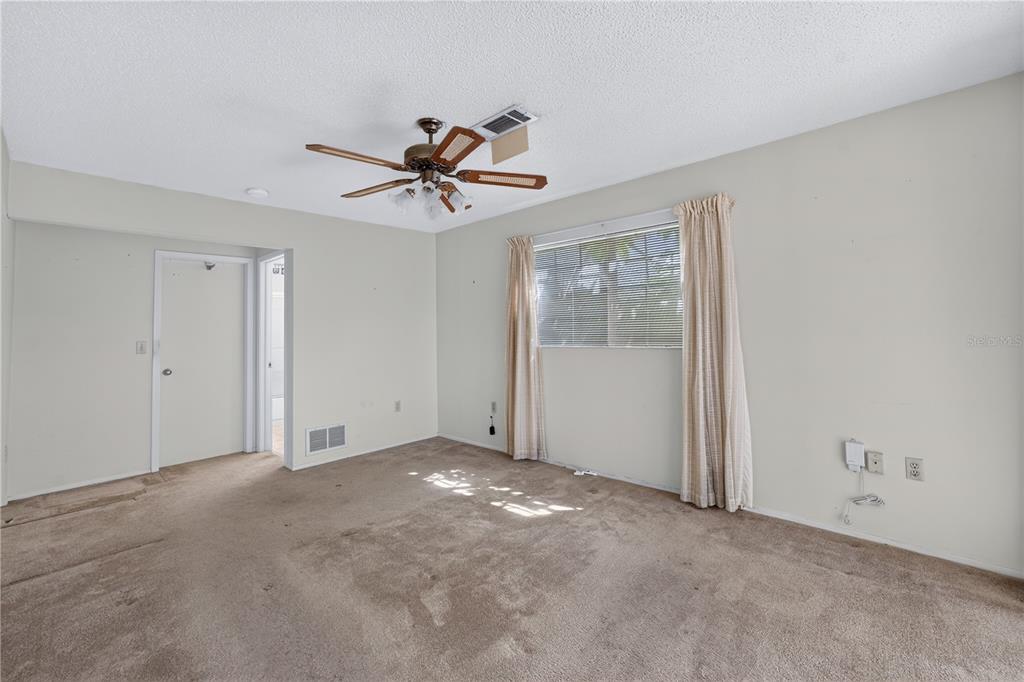 8810 SHOEMAKER LANE, HUDSON, FL — photo 3 of 30