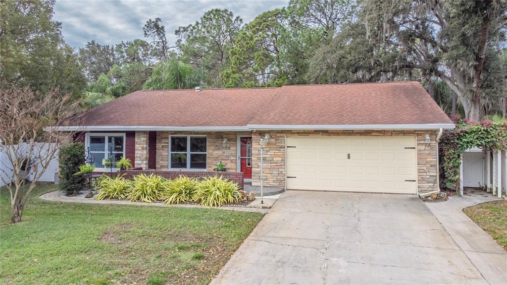 1120 LANYARD STREET