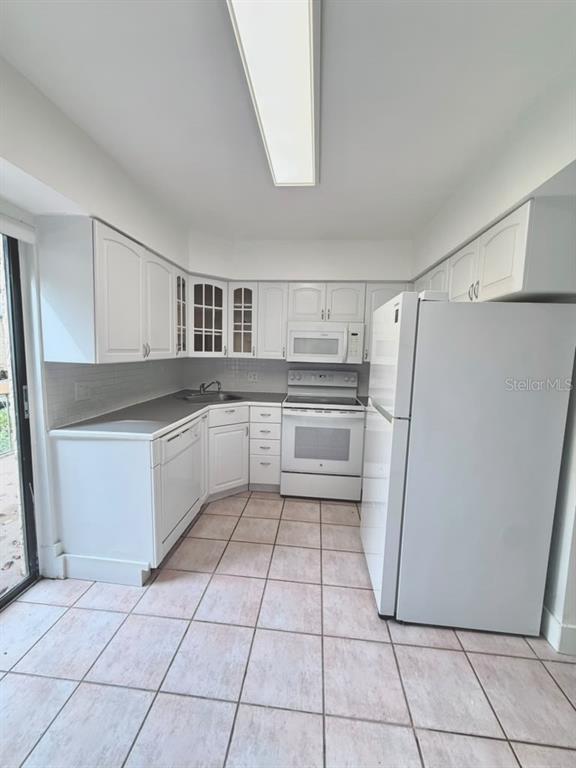 191 WIMBLEDON LAKE DRIVE UNIT #7-44, PLANTATION, FL — photo 2 of 18