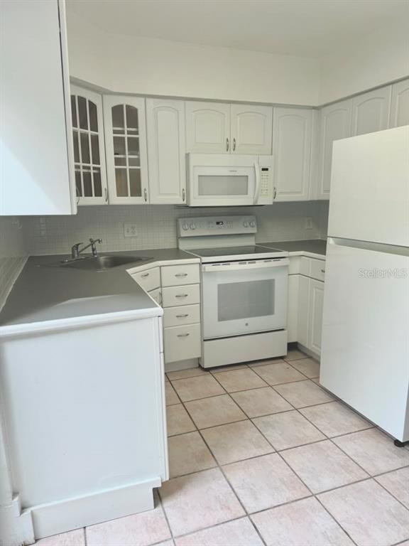 191 WIMBLEDON LAKE DRIVE UNIT #7-44, PLANTATION, FL — photo 4 of 18