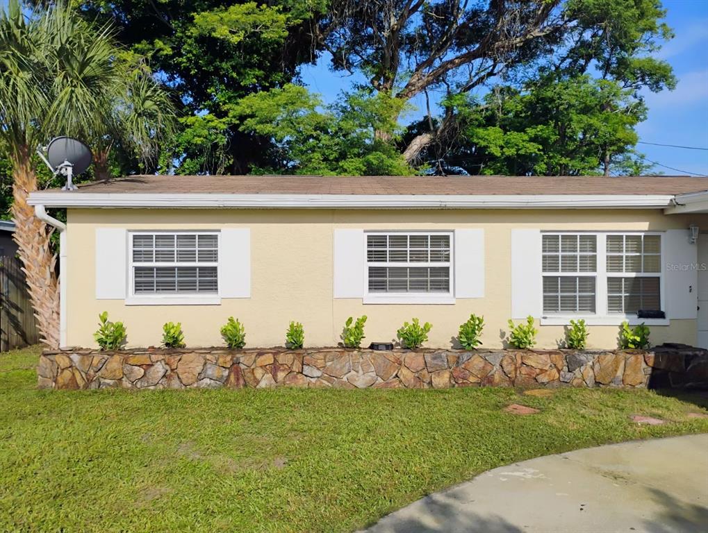 5682 63RD LANE N, ST PETERSBURG, FL — photo 2 of 24