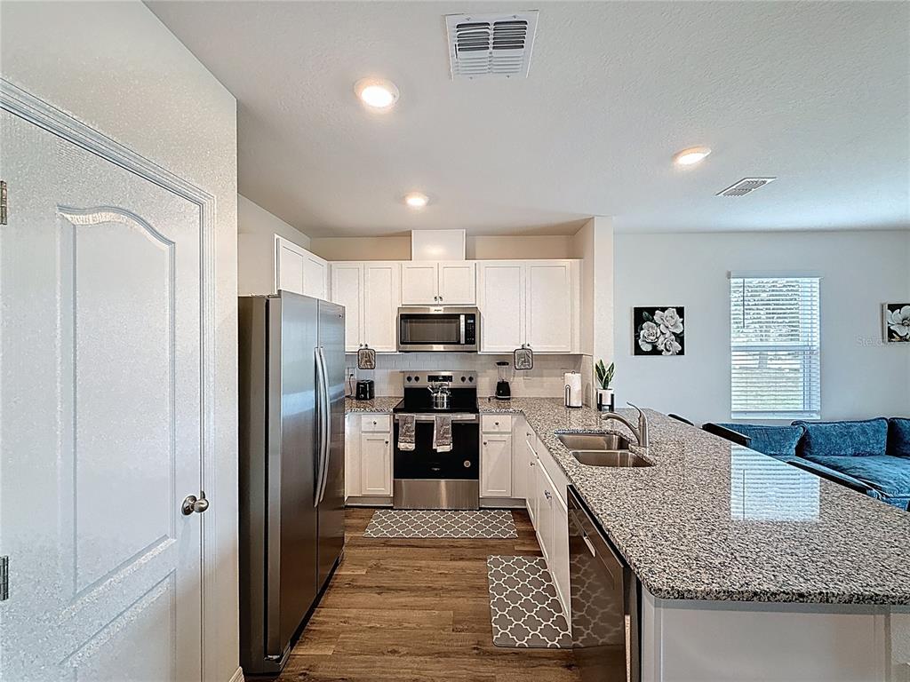 1303 TALLOWWOOD LANE, DAVENPORT, FL — photo 3 of 18