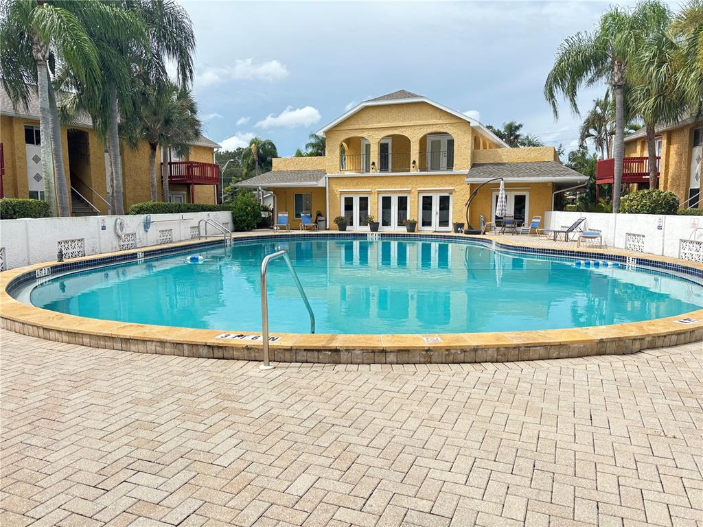 1825 PARAKEET WAY UNIT 502, SARASOTA, FL — photo 3 of 24