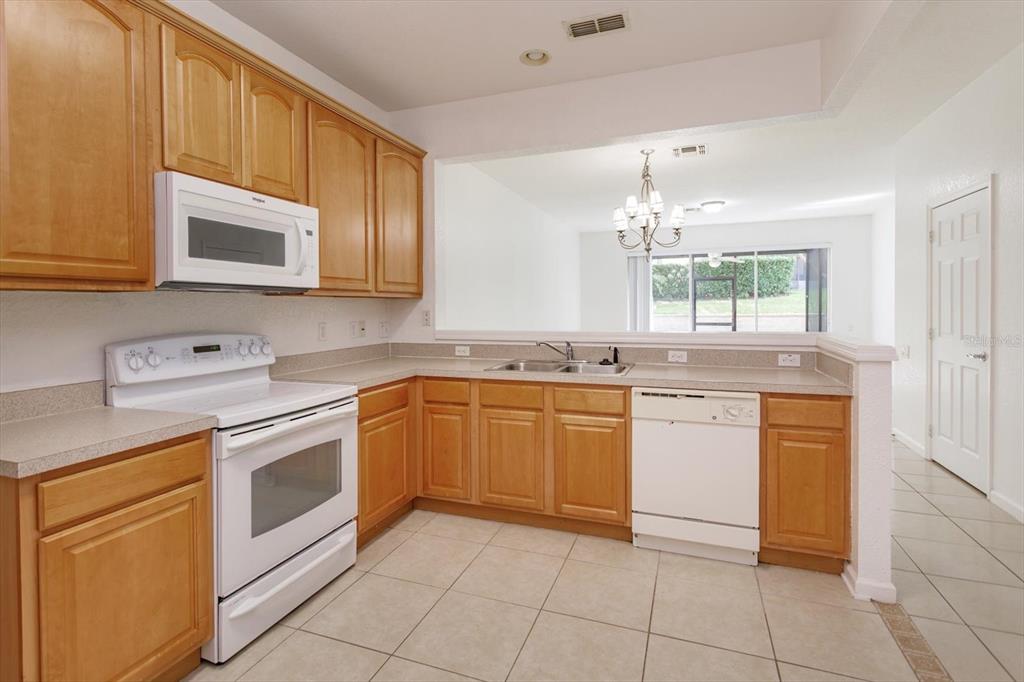 2520 STOCKTON DRIVE, SANFORD, FL — photo 5 of 28