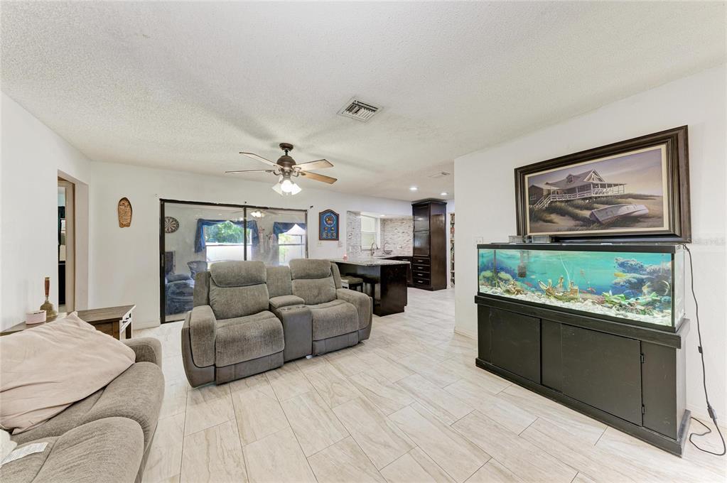 1520 SUNNYHILLS DRIVE, BRANDON, FL — photo 3 of 30