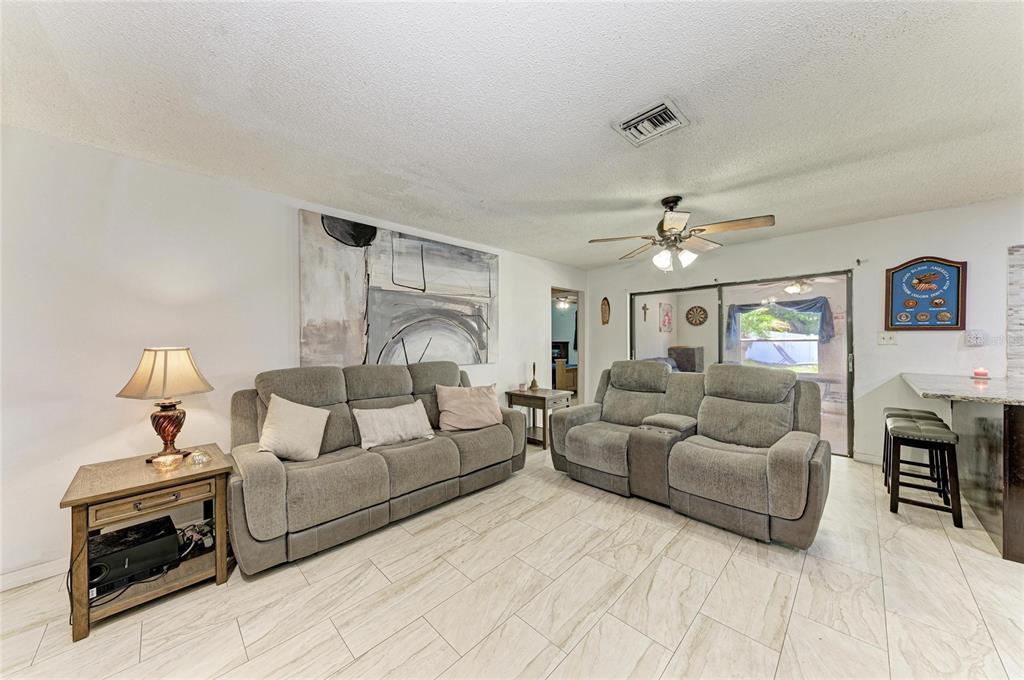 1520 SUNNYHILLS DRIVE, BRANDON, FL — photo 4 of 30