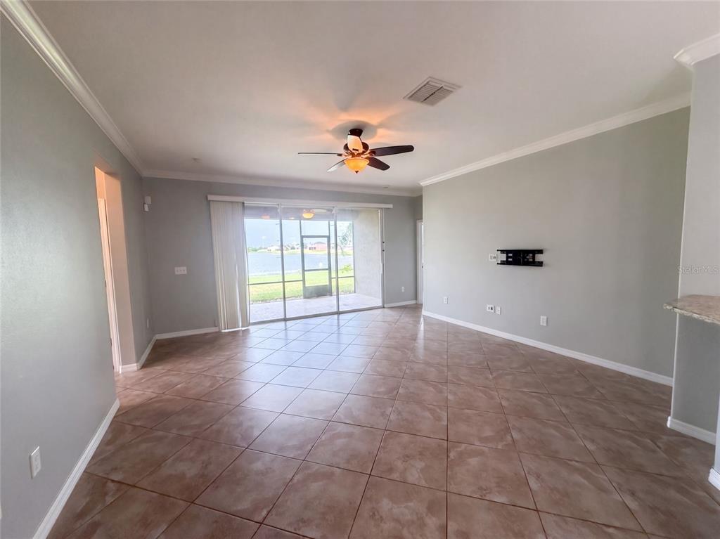 626 TANANA FALL DRIVE, RUSKIN, FL — photo 3 of 30