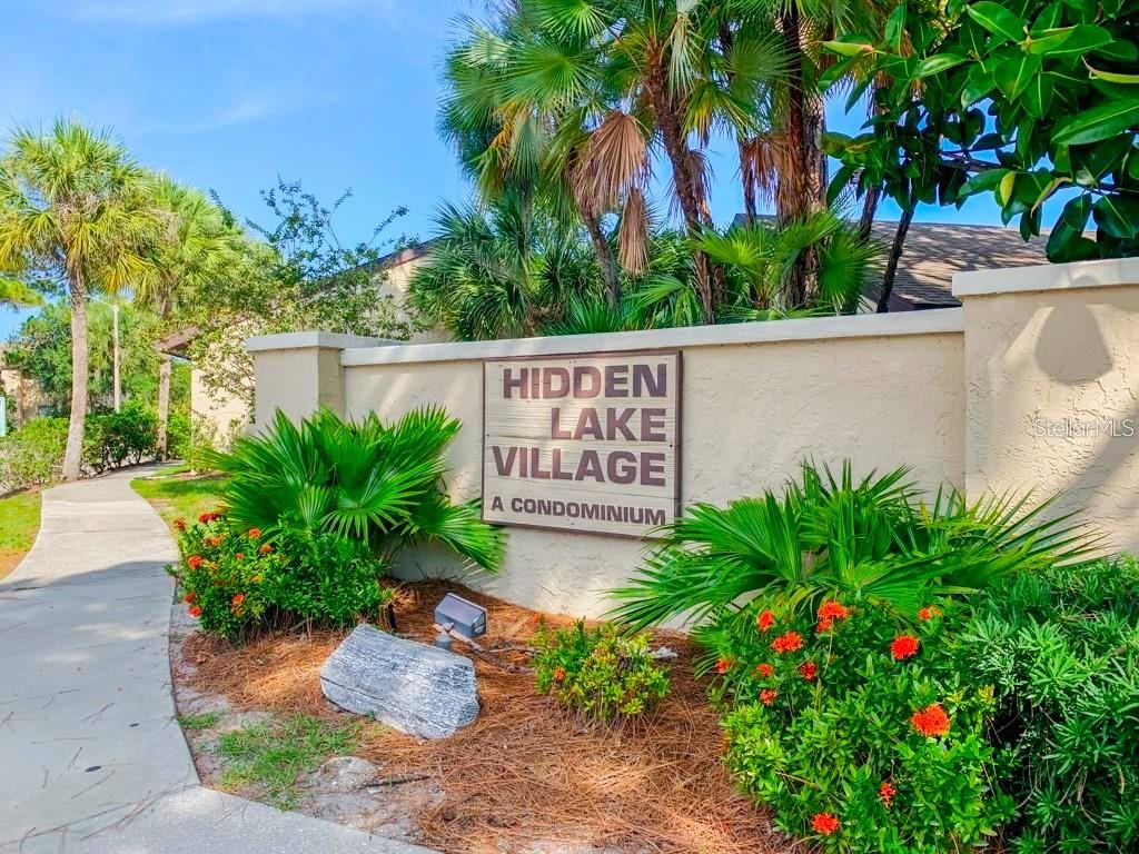 2724 HIDDEN LAKE BOULEVARD UNIT A