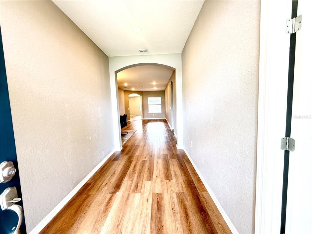 35006 LONG ISLAND COURT, ZEPHYRHILLS, FL — photo 4 of 24