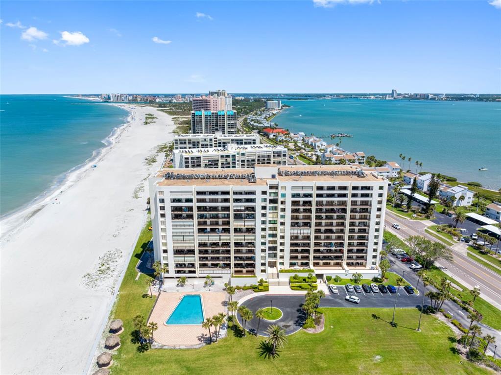 1460 GULF BOULEVARD UNIT 702