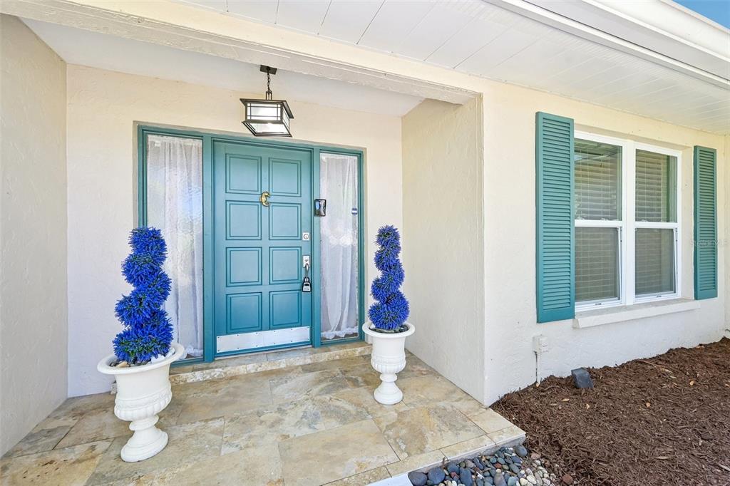 8111 TIMBER LAKE LANE, SARASOTA, FL — photo 3 of 30