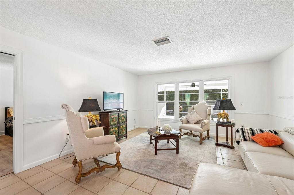 8111 TIMBER LAKE LANE, SARASOTA, FL — photo 5 of 30
