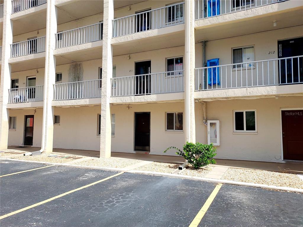 3520 LAKE BAYSHORE DRIVE UNIT K111, BRADENTON, FL — photo 2 of 21