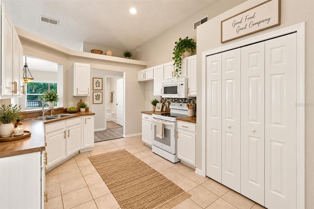 2117 FISH EAGLE STREET, CLERMONT, FL — photo 2 of 30