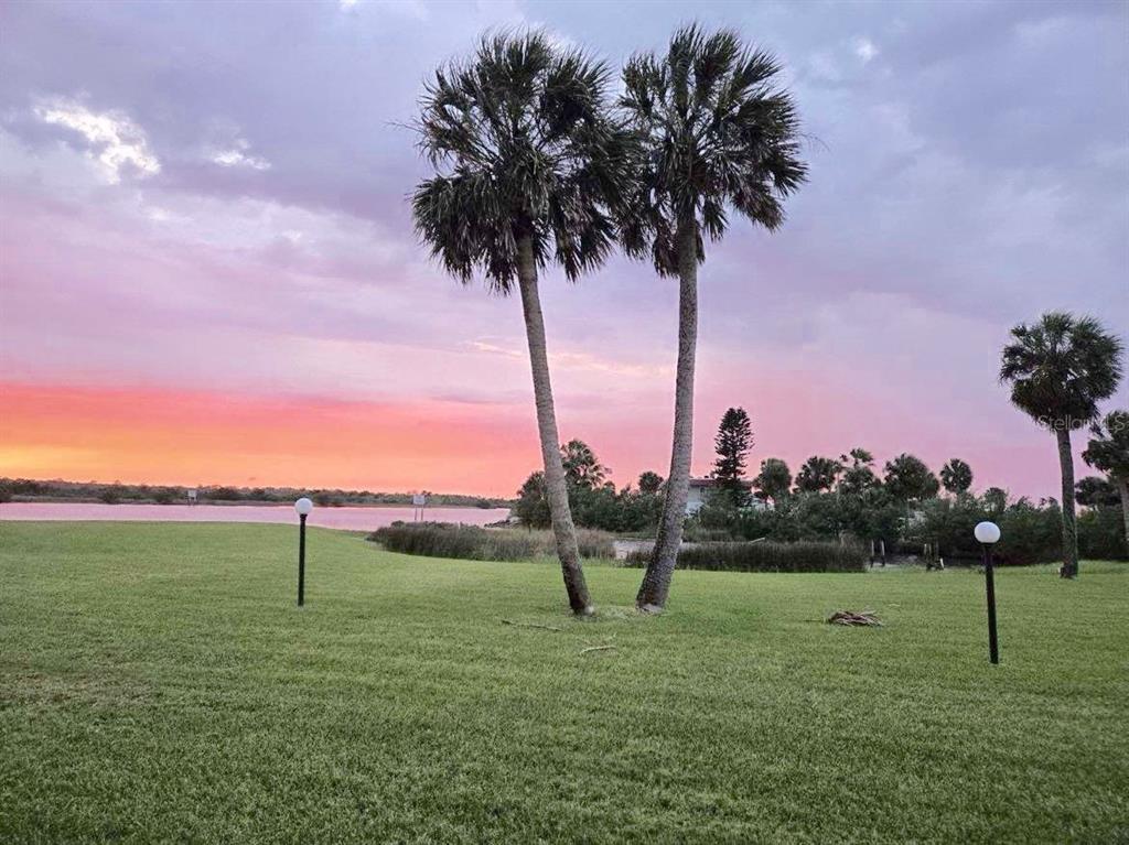 64 S OCEAN PALM DRIVE UNIT 64
