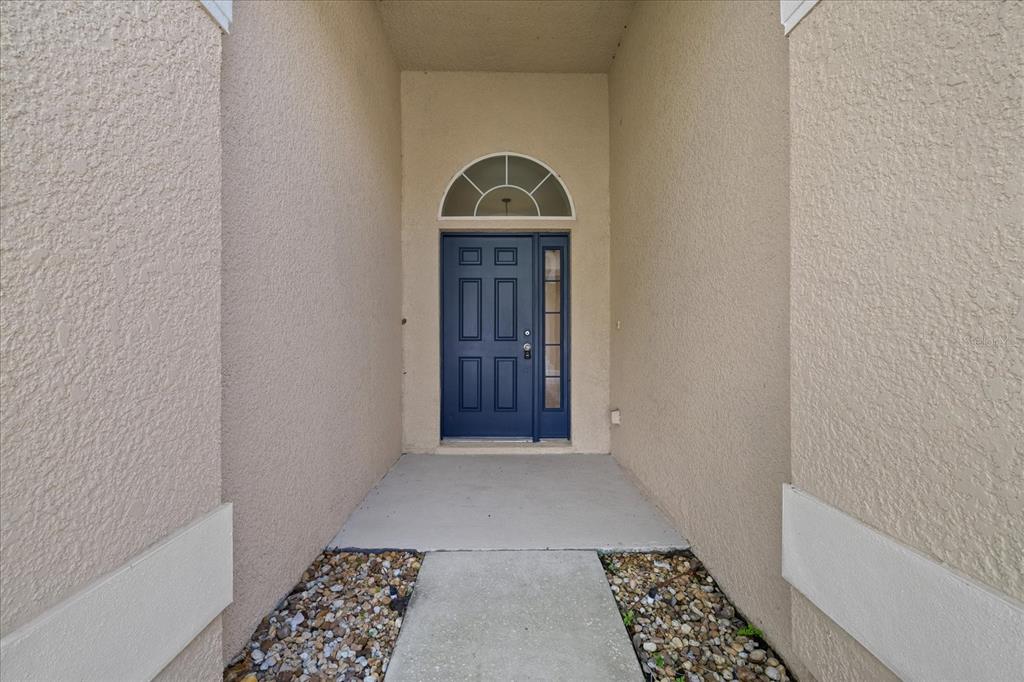 1833 MIRA LAGO CIRCLE, RUSKIN, FL — photo 3 of 30