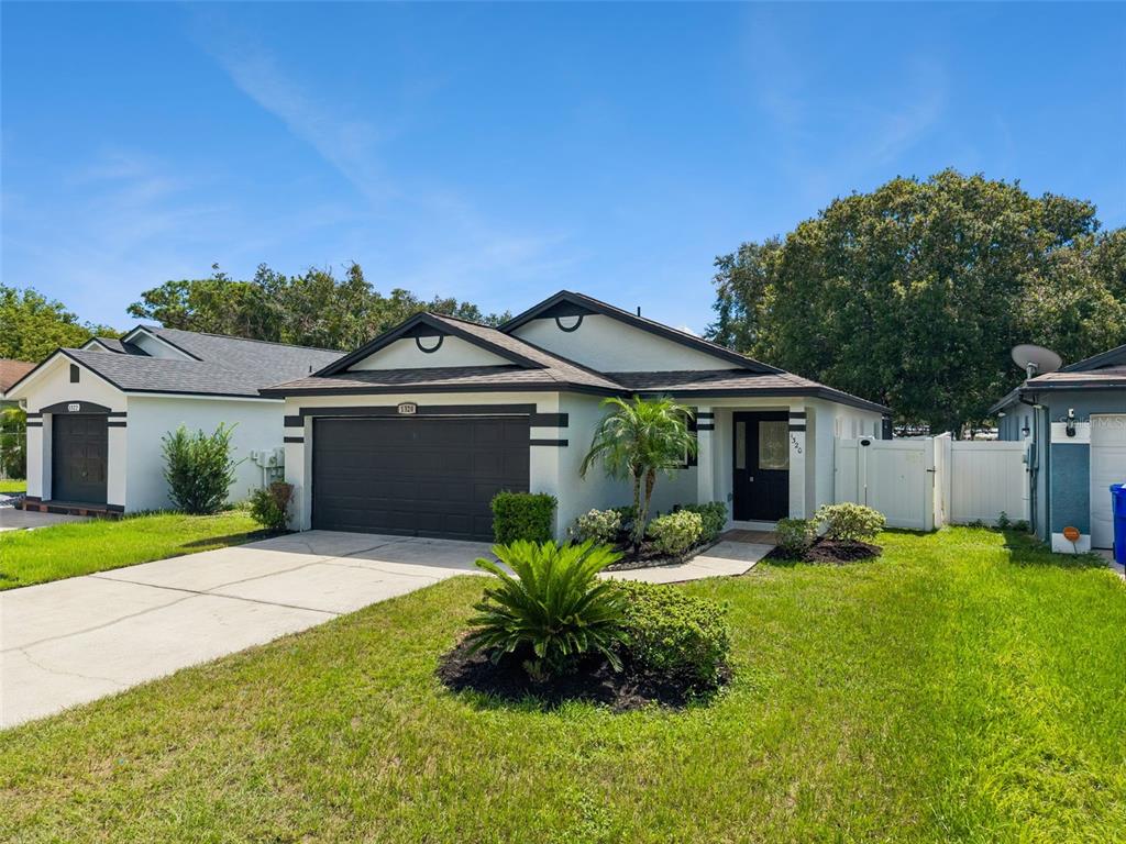 1320 OAK GROVE COURT, KISSIMMEE, FL — photo 2 of 22