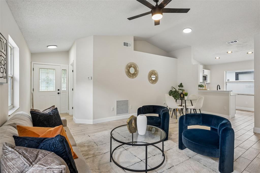 1320 OAK GROVE COURT, KISSIMMEE, FL — photo 3 of 22